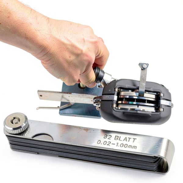 Stainless Steel Feeler Gauge Universal 32‑Piece SAE/Metric Blade Tool-2